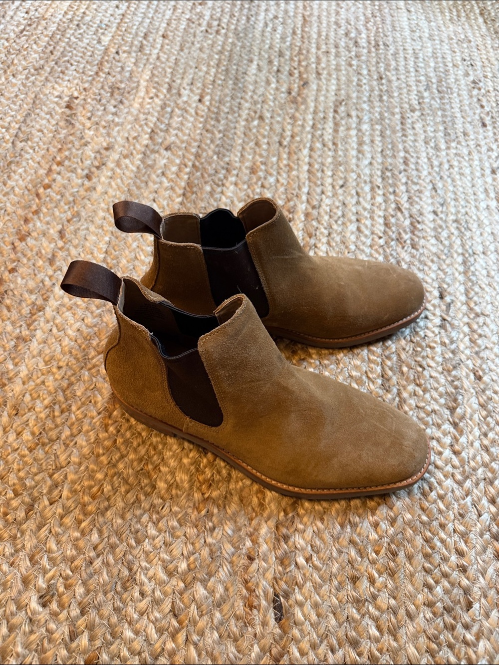 Men's Suede Chukka Boots in Brown wore once